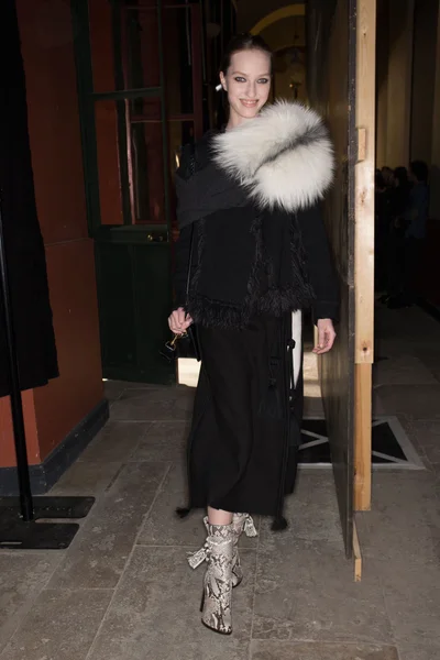 Look 69